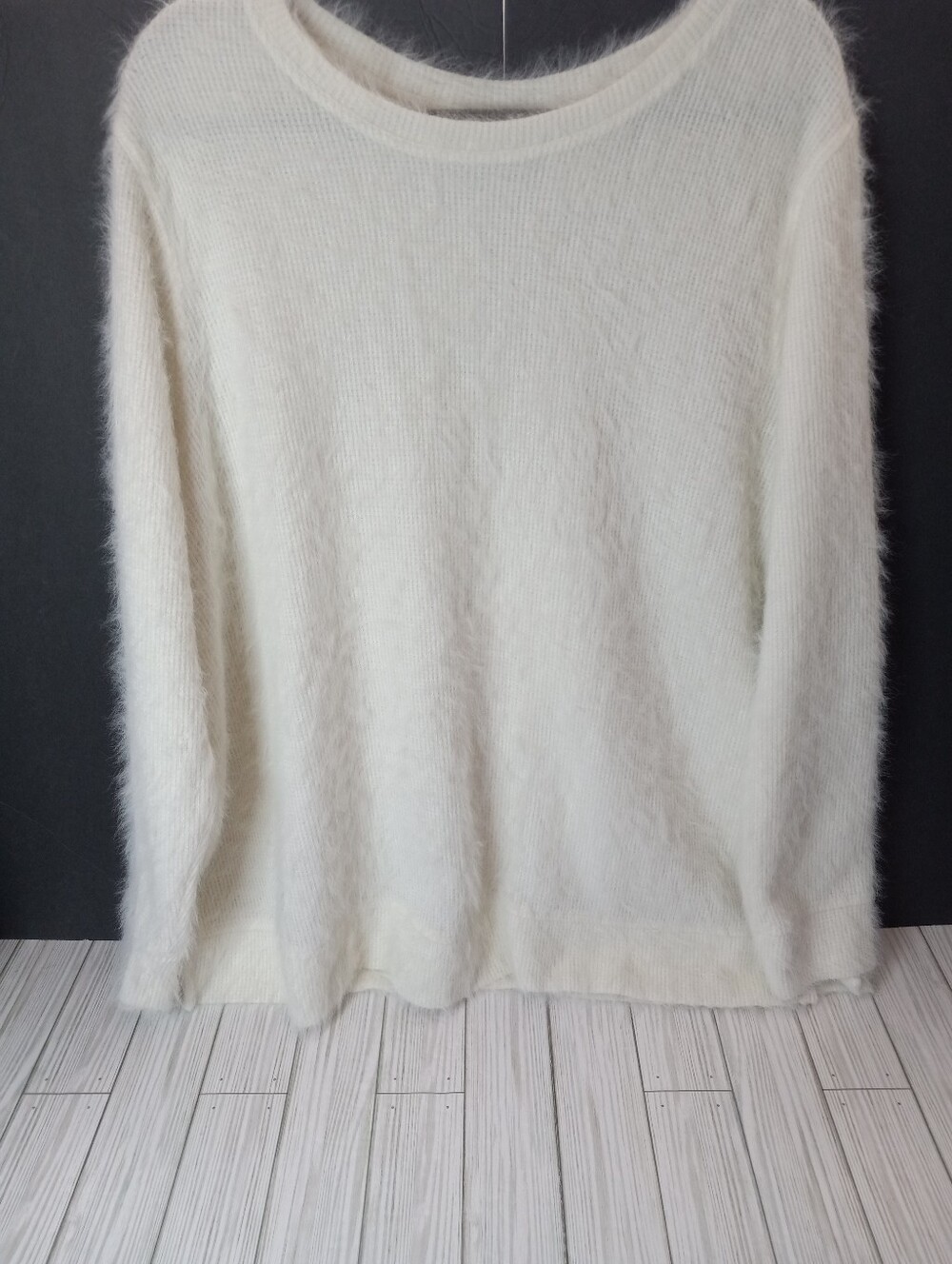 Lane Bryant Cozy Fuzzy White Long Sleeve Soft Sweater